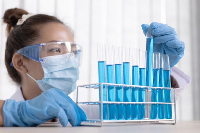 Importación y comercialización de productos químicos Importación y comercialización de productos químicos